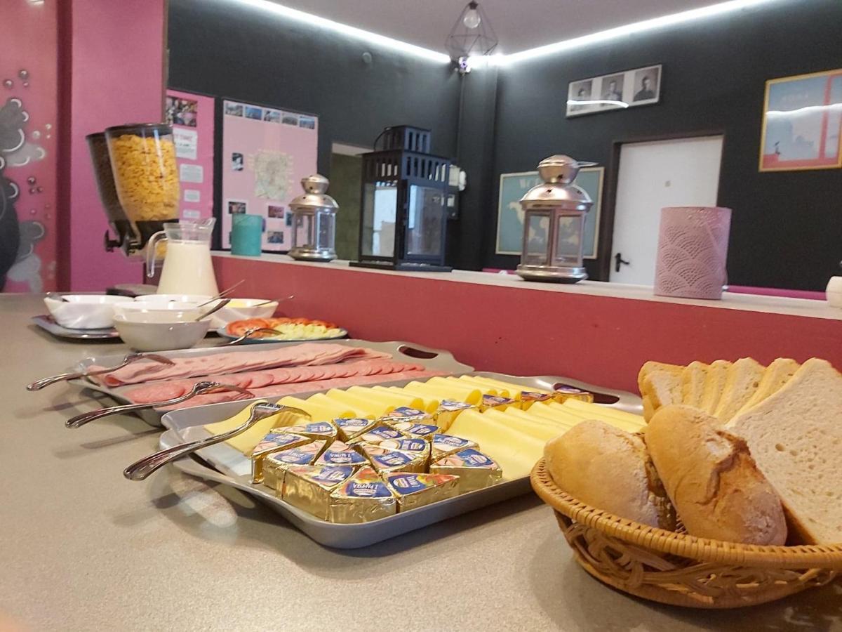 Mohito Hostel Краков Экстерьер фото