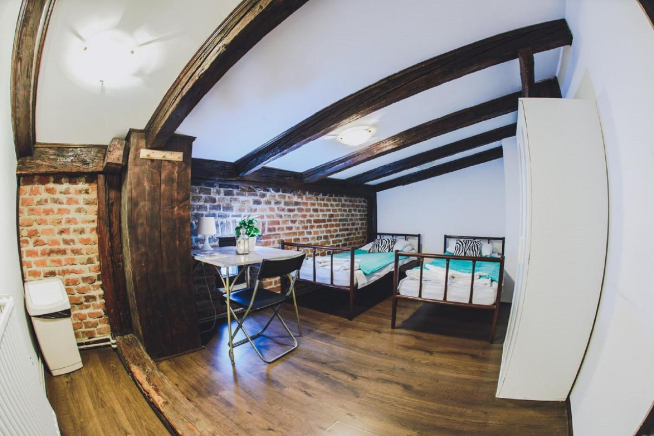 Mohito Hostel Краков Экстерьер фото